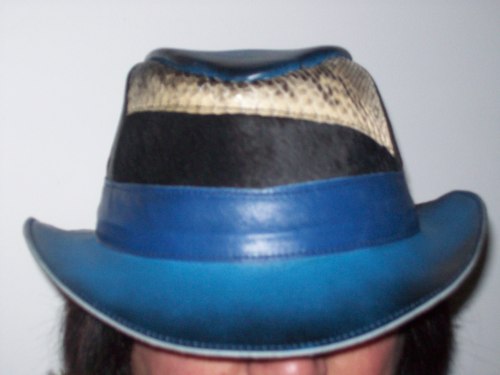 CHAPEAU DE CUIR BLEU NOUVEAUTÉ 2012