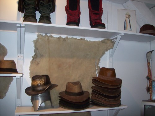 grand choix de chapeaux